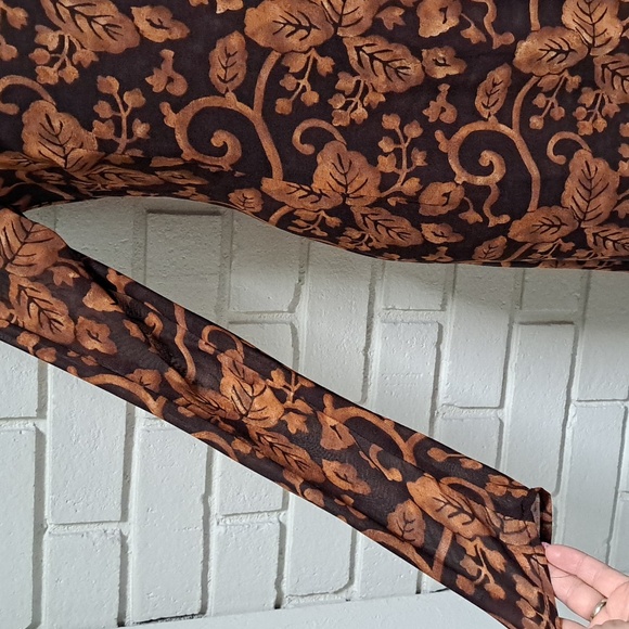 Liz Claiborne Fall Leaf Design Sheer Overlay Layered Maxi Dress. Size 4 - Picture 4 of 12